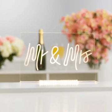 Mr & Mrs neon LED-skylt - 22,5x35 cm