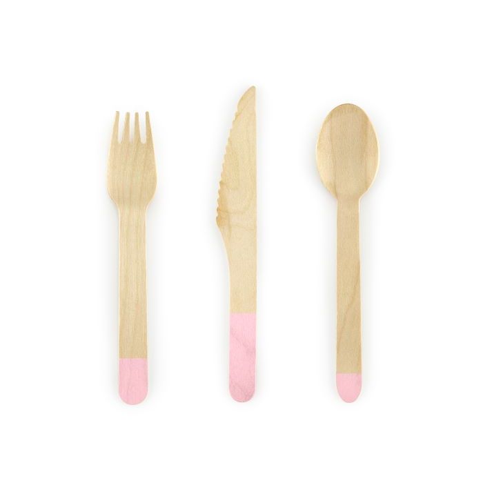 Träbestick med rosa ändar 18 delar - 16 cm