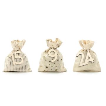 Adventskalender med 24 Påsar & Tränummer 1-24