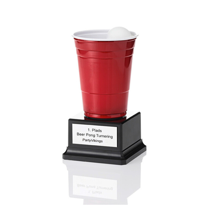 Beer pong pokal svensk - 18,5x10 cm