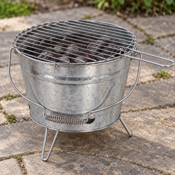 Grillbalja med zinkfinish och galler, 22 cm hög